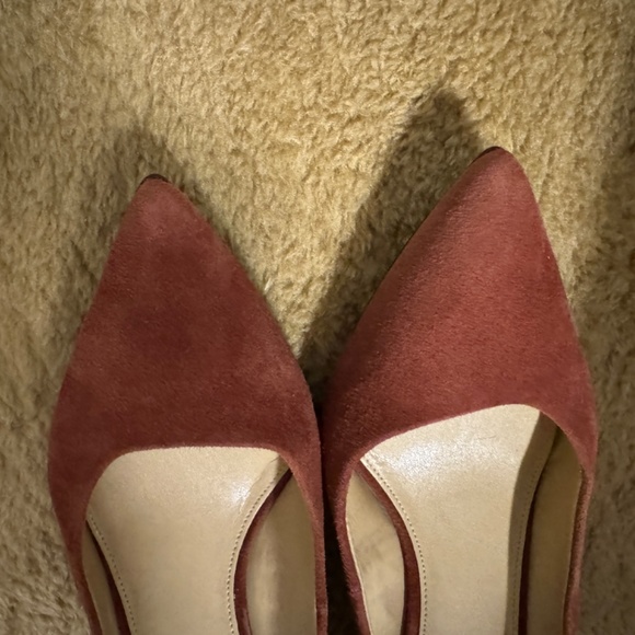Michael Kors low pumps dark red suede leather US 8 pointed toe - Picture 3 of 7